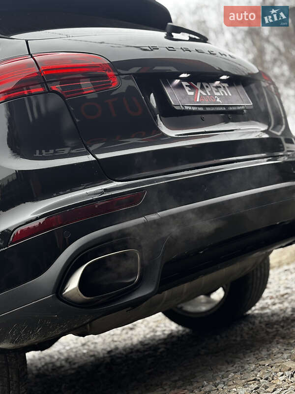 Внедорожник / Кроссовер Porsche Cayenne 2016 в Львове фото 46 Внедорожник / Кроссовер Porsche Cayenne 2016 в Львове