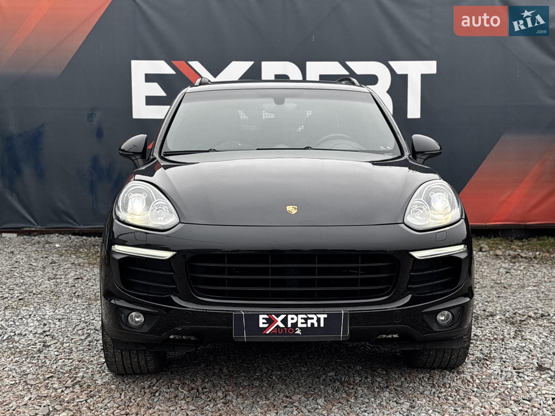 2016 Porsche Cayenne - мініатюра 2