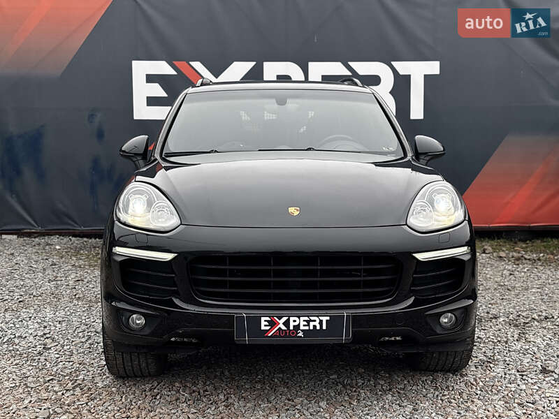 Внедорожник / Кроссовер Porsche Cayenne 2016 в Львове фото 2 Внедорожник / Кроссовер Porsche Cayenne 2016 в Львове