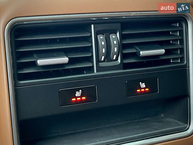 Внедорожник / Кроссовер Porsche Cayenne 2021 в Киеве