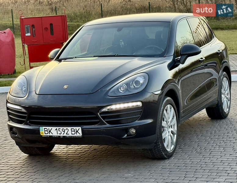 Внедорожник / Кроссовер Porsche Cayenne 2011 в Ровно фото 14 Внедорожник / Кроссовер Porsche Cayenne 2011 в Ровно