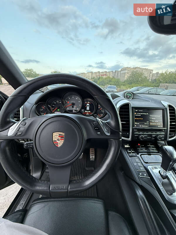 Внедорожник / Кроссовер Porsche Cayenne 2011 в Ровно фото 32 Внедорожник / Кроссовер Porsche Cayenne 2011 в Ровно