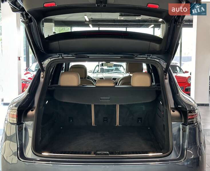 Внедорожник / Кроссовер Porsche Cayenne 2019 в Львове фото 13 Внедорожник / Кроссовер Porsche Cayenne 2019 в Львове