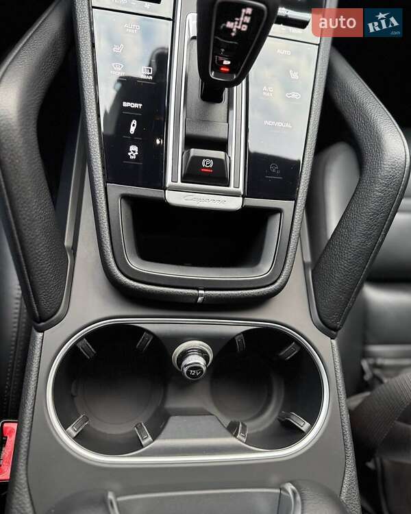 Внедорожник / Кроссовер Porsche Cayenne 2018 в Львове фото 8 Внедорожник / Кроссовер Porsche Cayenne 2018 в Львове