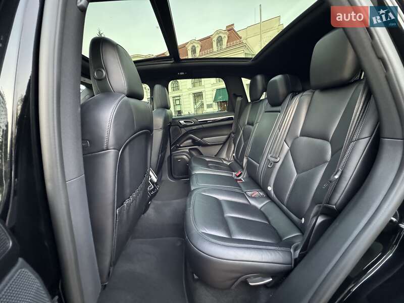 Внедорожник / Кроссовер Porsche Cayenne 2015 в Одессе фото 27 Внедорожник / Кроссовер Porsche Cayenne 2015 в Одессе