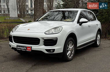 Внедорожник / Кроссовер Porsche Cayenne 2015 в Киеве