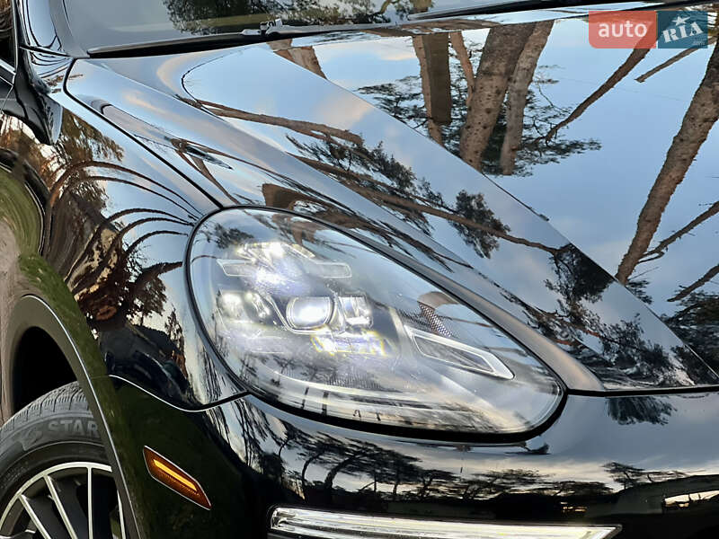 Внедорожник / Кроссовер Porsche Cayenne 2015 в Киеве фото 8 Внедорожник / Кроссовер Porsche Cayenne 2015 в Киеве