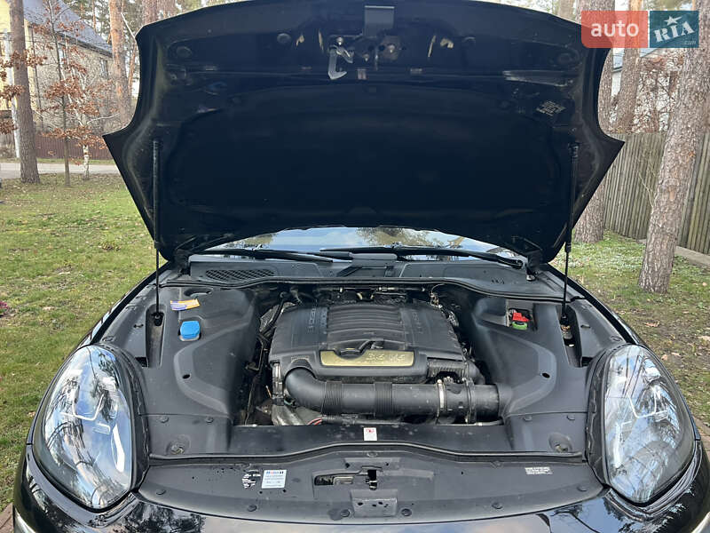 Внедорожник / Кроссовер Porsche Cayenne 2015 в Киеве фото 30 Внедорожник / Кроссовер Porsche Cayenne 2015 в Киеве