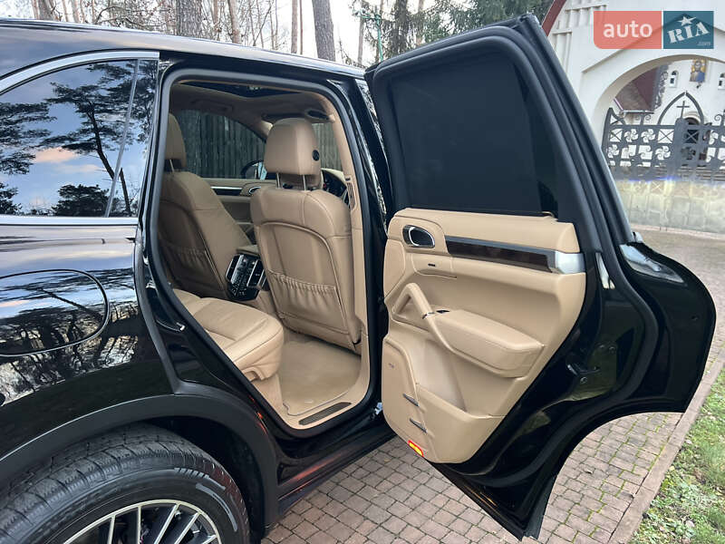 Внедорожник / Кроссовер Porsche Cayenne 2015 в Киеве фото 71 Внедорожник / Кроссовер Porsche Cayenne 2015 в Киеве