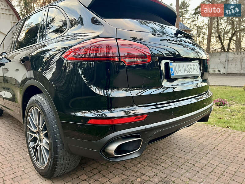 Внедорожник / Кроссовер Porsche Cayenne 2015 в Киеве фото 108 Внедорожник / Кроссовер Porsche Cayenne 2015 в Киеве