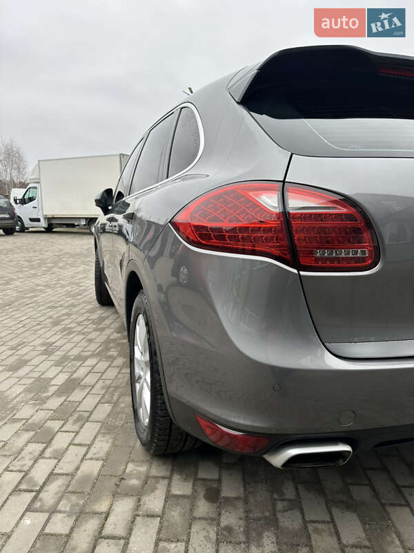 Внедорожник / Кроссовер Porsche Cayenne 2012 в Луцке фото 11 Внедорожник / Кроссовер Porsche Cayenne 2012 в Луцке