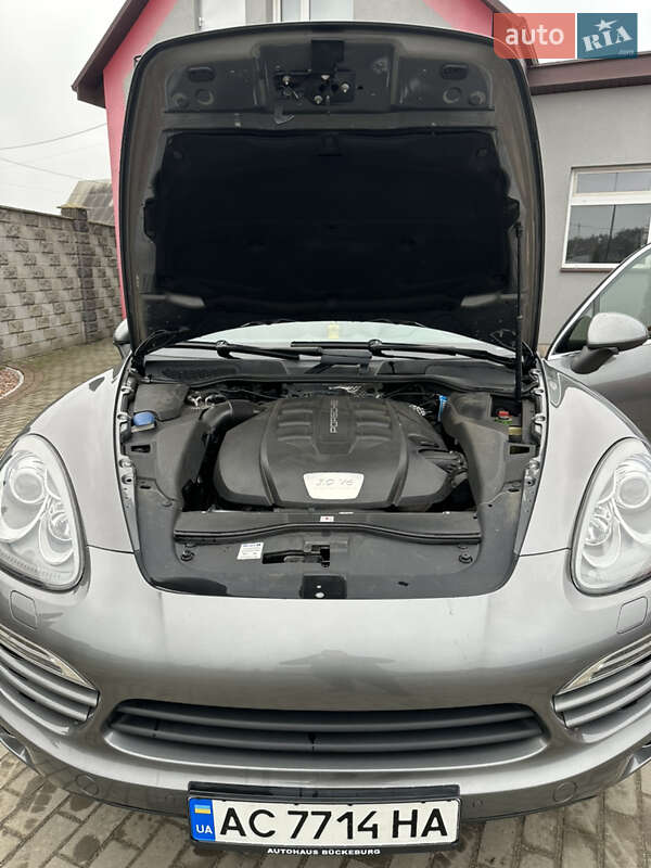 Внедорожник / Кроссовер Porsche Cayenne 2012 в Луцке фото 36 Внедорожник / Кроссовер Porsche Cayenne 2012 в Луцке