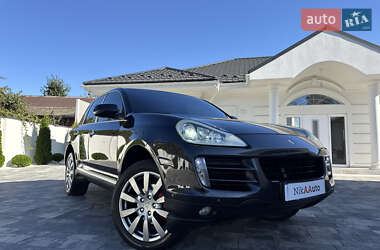 Позашляховик / Кросовер Porsche Cayenne 2010 в Івано-Франківську
