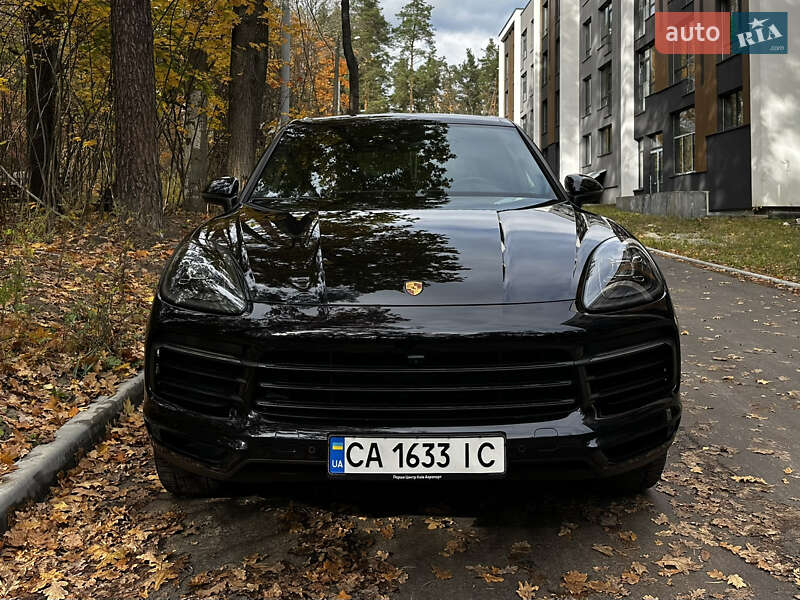 Внедорожник / Кроссовер Porsche Cayenne 2019 в Киеве