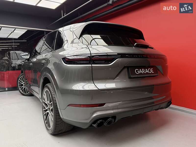 Внедорожник / Кроссовер Porsche Cayenne 2019 в Киеве фото 19 Внедорожник / Кроссовер Porsche Cayenne 2019 в Киеве