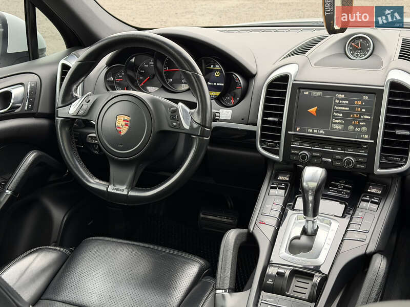 Внедорожник / Кроссовер Porsche Cayenne 2014 в Ковеле