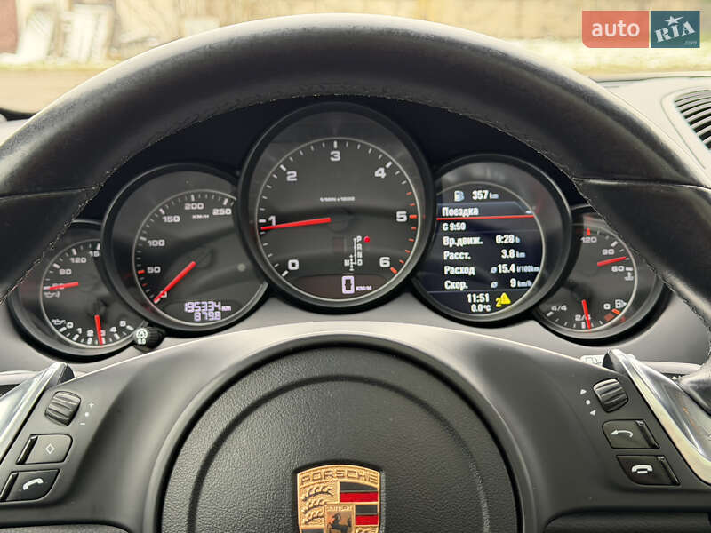 Внедорожник / Кроссовер Porsche Cayenne 2014 в Ковеле