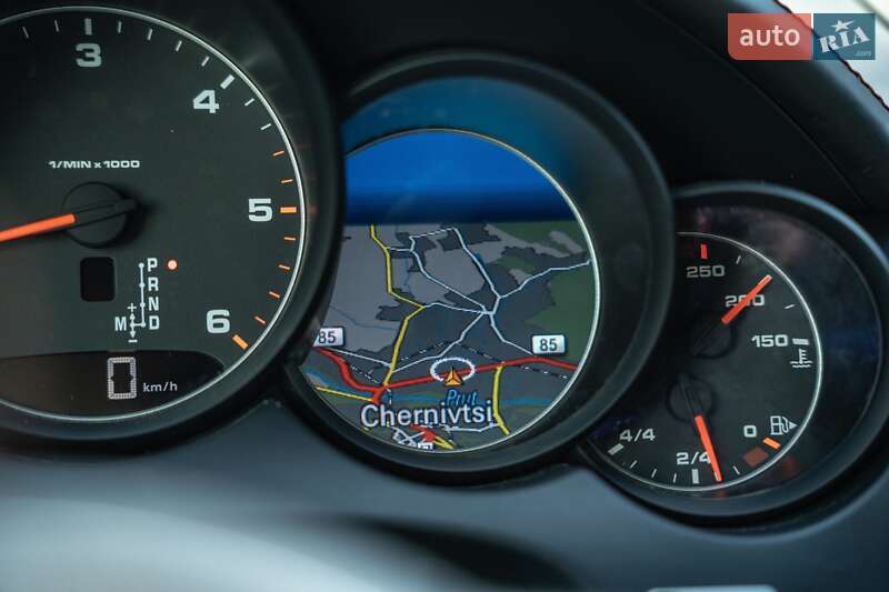 Внедорожник / Кроссовер Porsche Cayenne 2015 в Черновцах фото 26 Внедорожник / Кроссовер Porsche Cayenne 2015 в Черновцах