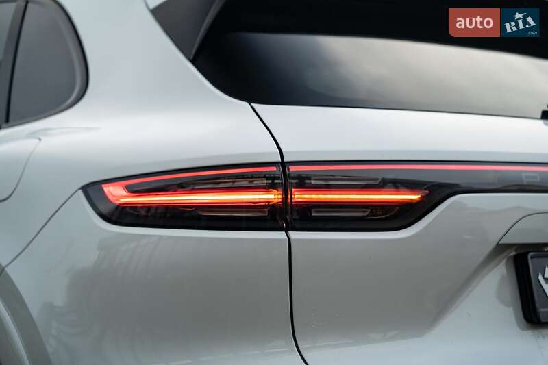 Внедорожник / Кроссовер Porsche Cayenne 2019 в Черновцах фото 8 Внедорожник / Кроссовер Porsche Cayenne 2019 в Черновцах