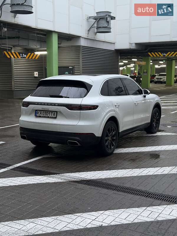 Позашляховик / Кросовер Porsche Cayenne 2020 в Києві