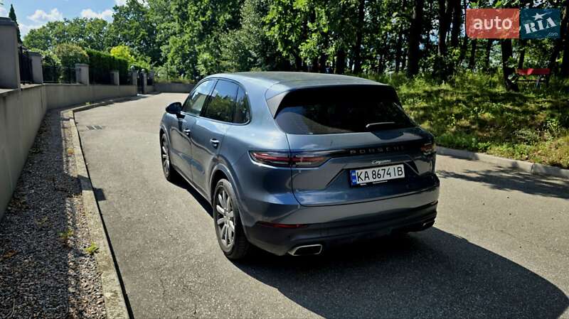 Позашляховик / Кросовер Porsche Cayenne 2019 в Києві