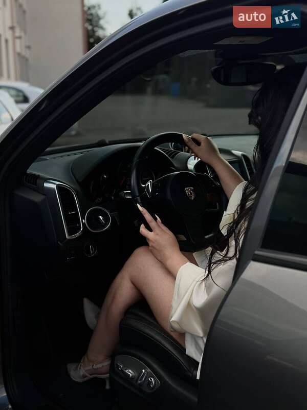 Внедорожник / Кроссовер Porsche Cayenne 2014 в Умани фото 5 Внедорожник / Кроссовер Porsche Cayenne 2014 в Умани