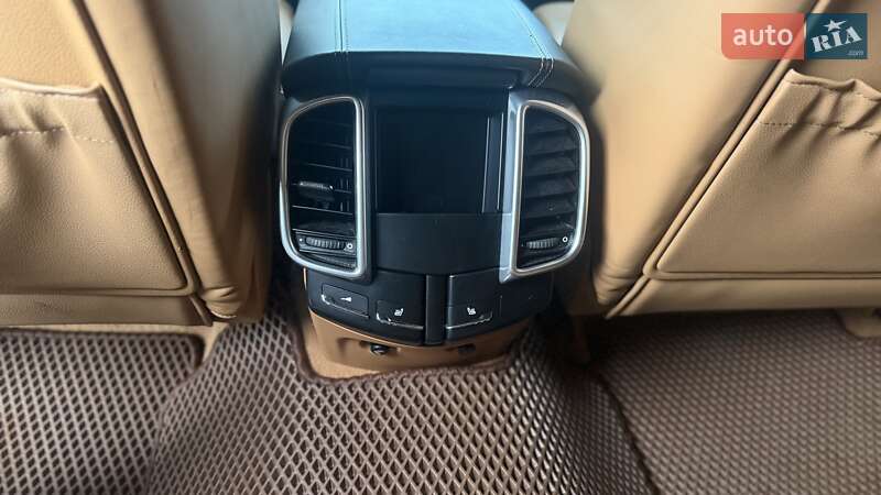 Внедорожник / Кроссовер Porsche Cayenne 2011 в Харькове фото 17 Внедорожник / Кроссовер Porsche Cayenne 2011 в Харькове