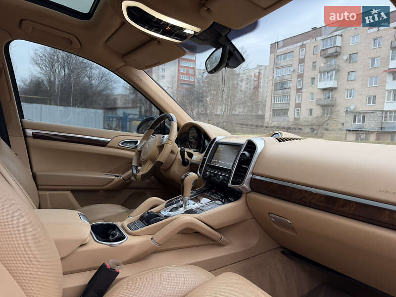 Внедорожник / Кроссовер Porsche Cayenne 2013 в Тернополе фото 50 Внедорожник / Кроссовер Porsche Cayenne 2013 в Тернополе