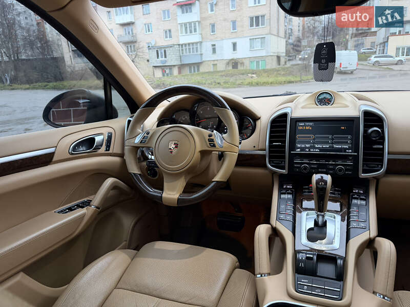 Внедорожник / Кроссовер Porsche Cayenne 2013 в Тернополе фото 59 Внедорожник / Кроссовер Porsche Cayenne 2013 в Тернополе