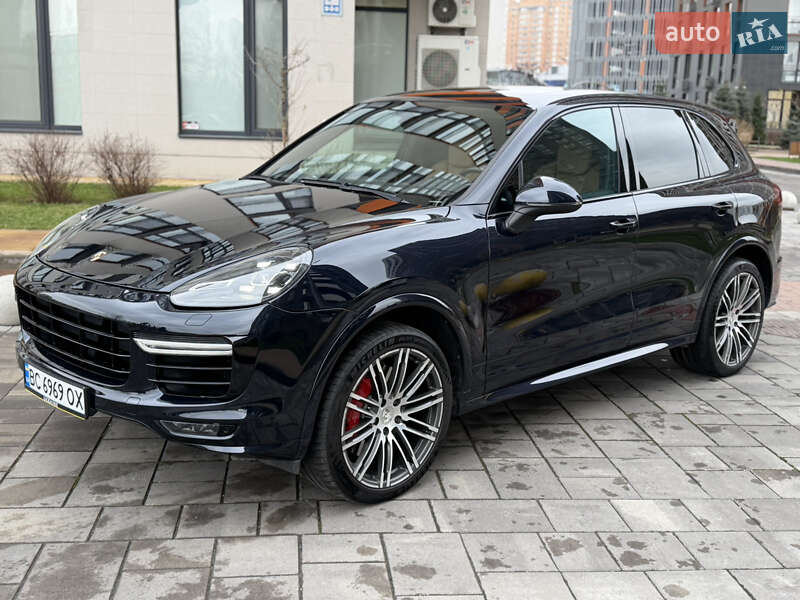 Porsche Cayenne 2015