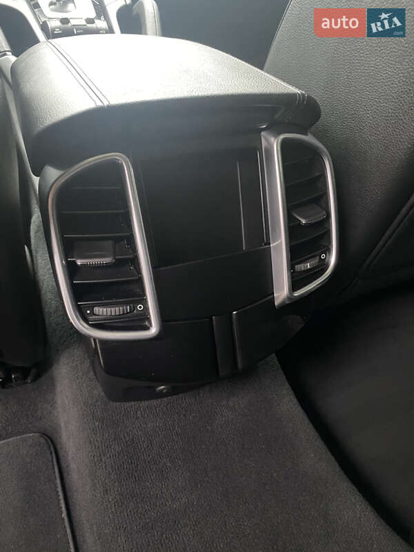 Внедорожник / Кроссовер Porsche Cayenne 2013 в Перемышлянах фото 12 Внедорожник / Кроссовер Porsche Cayenne 2013 в Перемышлянах