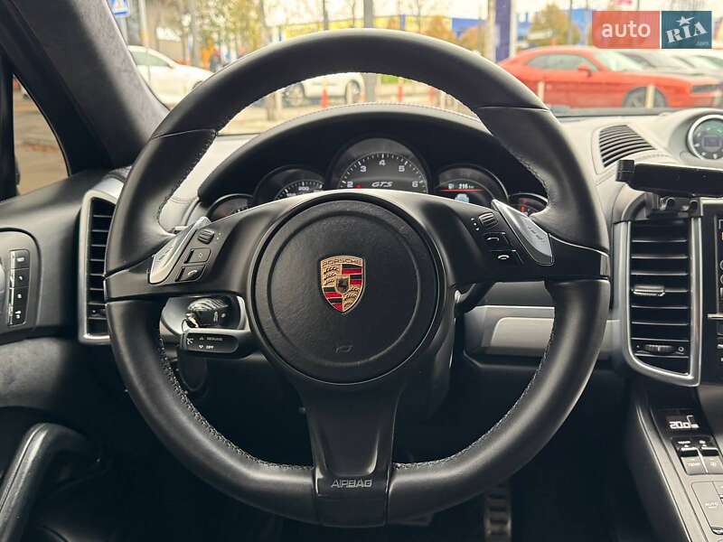 Внедорожник / Кроссовер Porsche Cayenne 2012 в Киеве фото 14 Внедорожник / Кроссовер Porsche Cayenne 2012 в Киеве