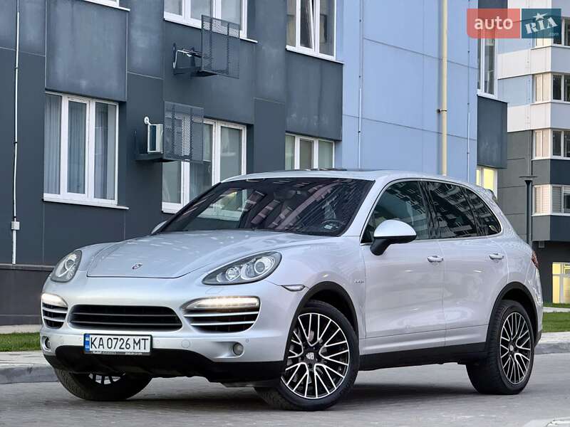Внедорожник / Кроссовер Porsche Cayenne 2013 в Одессе