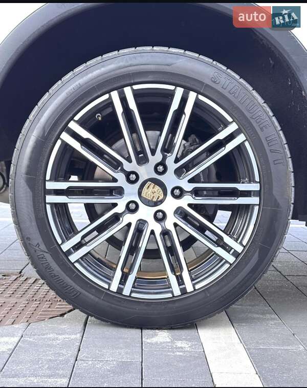 Внедорожник / Кроссовер Porsche Cayenne 2011 в Ужгороде фото 10 Внедорожник / Кроссовер Porsche Cayenne 2011 в Ужгороде
