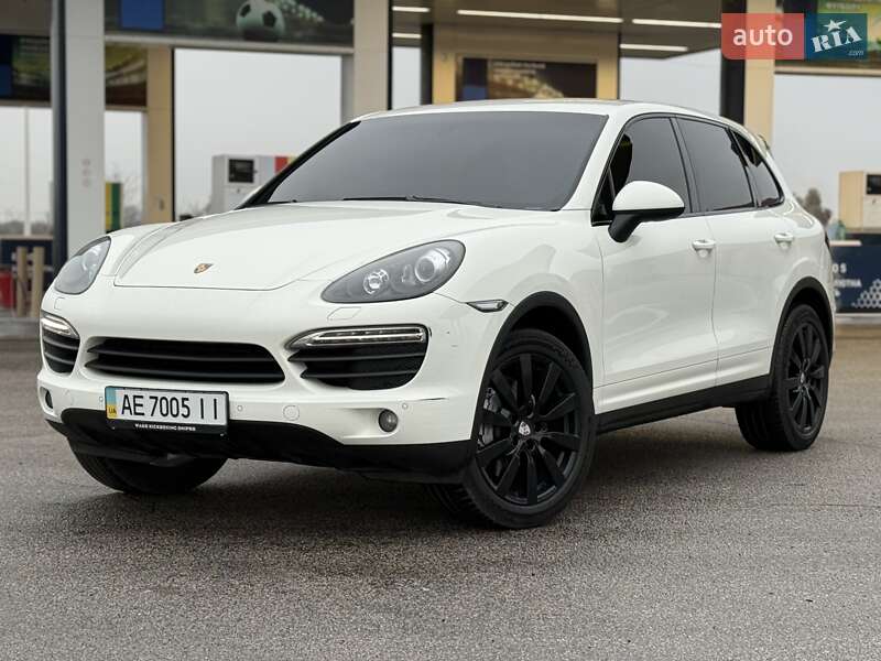 Внедорожник / Кроссовер Porsche Cayenne 2011 в Днепре