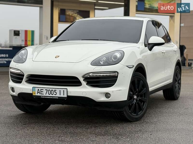 Внедорожник / Кроссовер Porsche Cayenne 2011 в Днепре