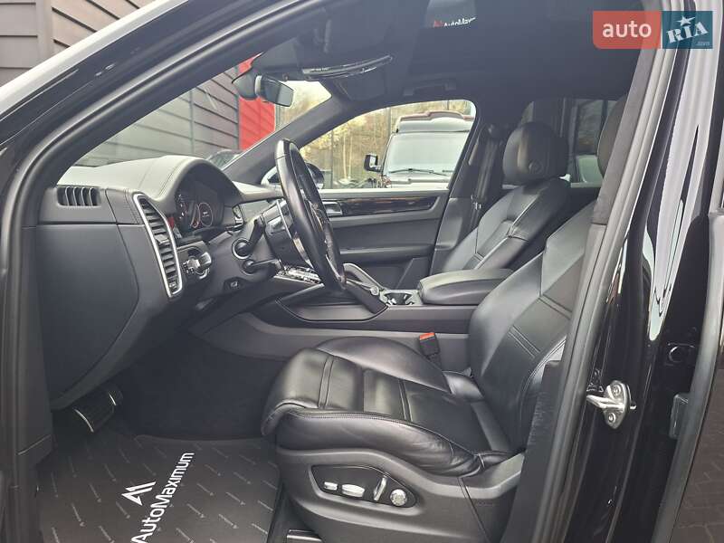 Внедорожник / Кроссовер Porsche Cayenne 2017 в Одессе фото 10 Внедорожник / Кроссовер Porsche Cayenne 2017 в Одессе