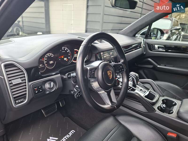 Внедорожник / Кроссовер Porsche Cayenne 2017 в Одессе фото 11 Внедорожник / Кроссовер Porsche Cayenne 2017 в Одессе