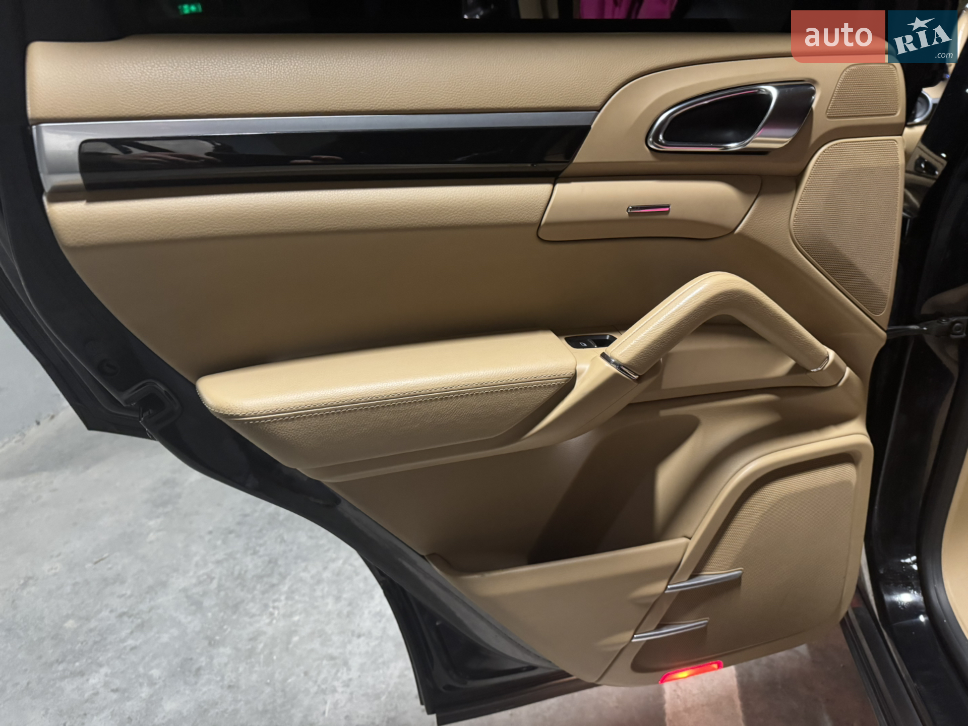 2013 Porsche Cayenne - мініатюра 9
