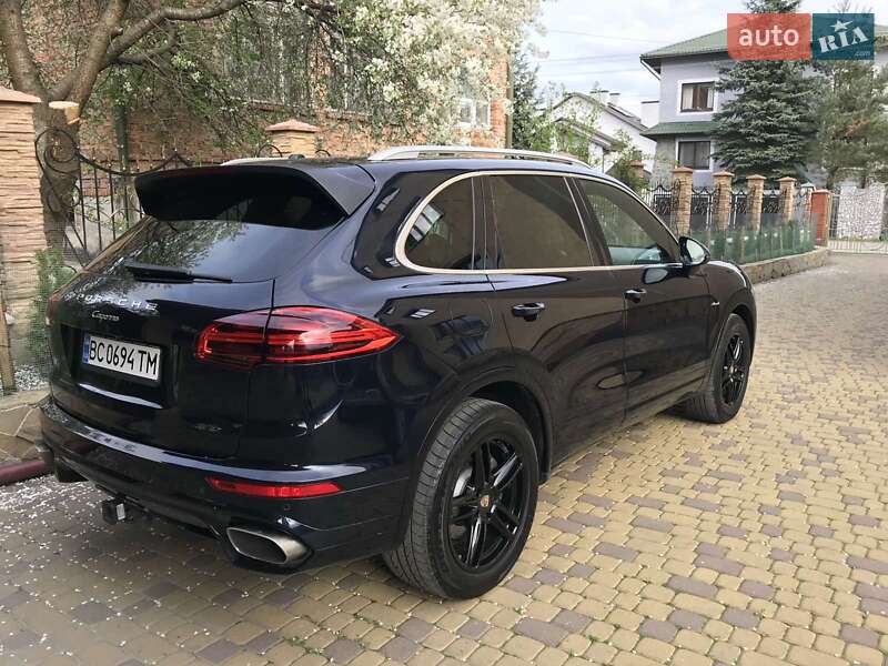 Внедорожник / Кроссовер Porsche Cayenne 2015 в Львове фото 9 Внедорожник / Кроссовер Porsche Cayenne 2015 в Львове