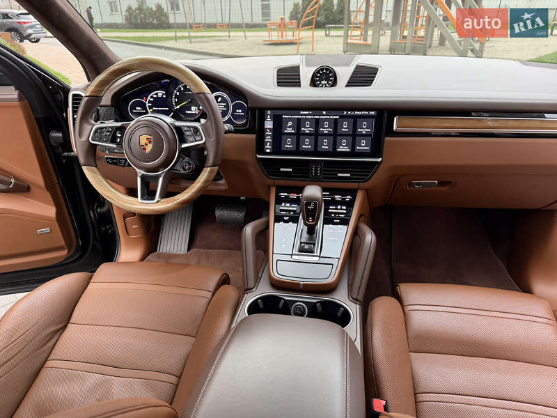 Внедорожник / Кроссовер Porsche Cayenne 2018 в Киеве фото 37 Внедорожник / Кроссовер Porsche Cayenne 2018 в Киеве