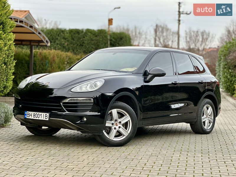 Внедорожник / Кроссовер Porsche Cayenne 2013 в Одессе