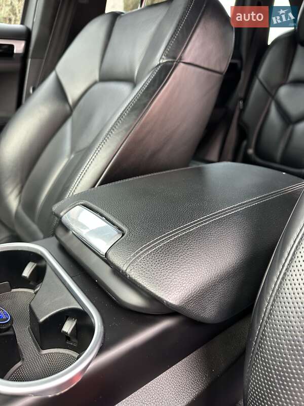 Внедорожник / Кроссовер Porsche Cayenne 2017 в Стрые фото 55 Внедорожник / Кроссовер Porsche Cayenne 2017 в Стрые