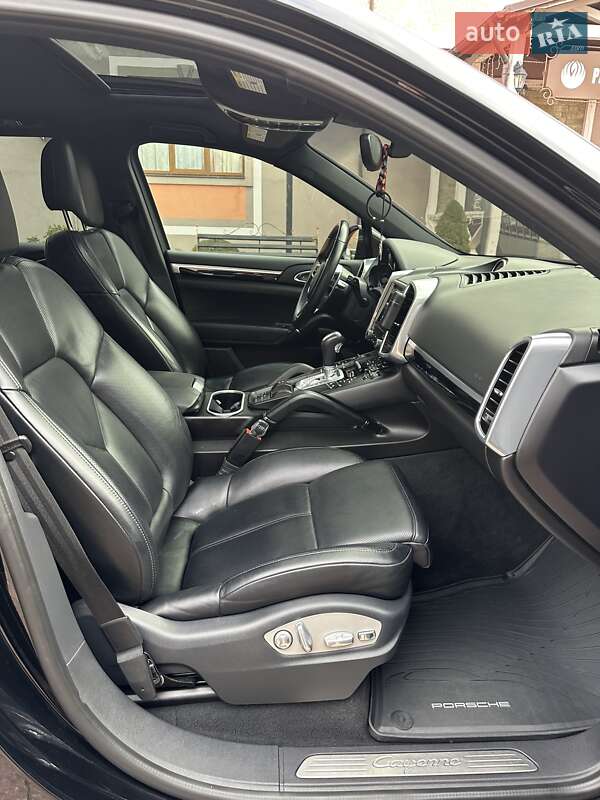 Внедорожник / Кроссовер Porsche Cayenne 2017 в Стрые фото 63 Внедорожник / Кроссовер Porsche Cayenne 2017 в Стрые