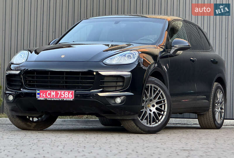 Внедорожник / Кроссовер Porsche Cayenne 2017 в Львове