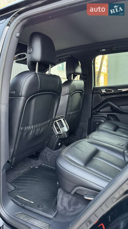 Внедорожник / Кроссовер Porsche Cayenne 2017 в Львове