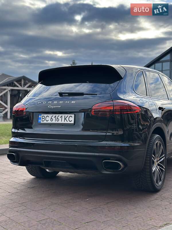 Внедорожник / Кроссовер Porsche Cayenne 2017 в Стрые фото 121 Внедорожник / Кроссовер Porsche Cayenne 2017 в Стрые