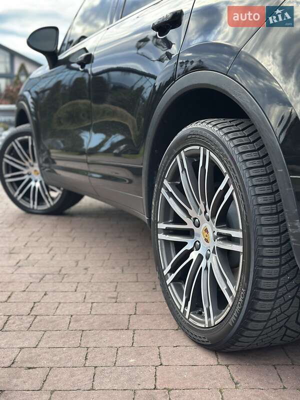 Внедорожник / Кроссовер Porsche Cayenne 2017 в Стрые фото 131 Внедорожник / Кроссовер Porsche Cayenne 2017 в Стрые
