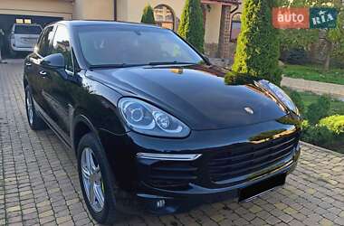Позашляховик / Кросовер Porsche Cayenne 2015 в Одесі