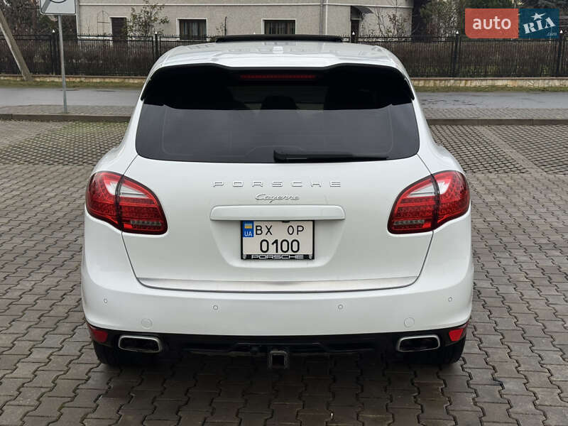 Внедорожник / Кроссовер Porsche Cayenne 2013 в Ивано-Франковске